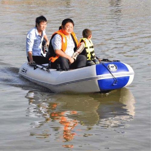浦城景区游玩漂流船